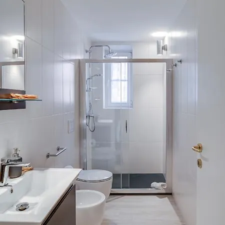 Guesthero - Centrale M3 Apartment *