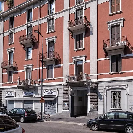 Apartment Guesthero - Centrale M3 Milan